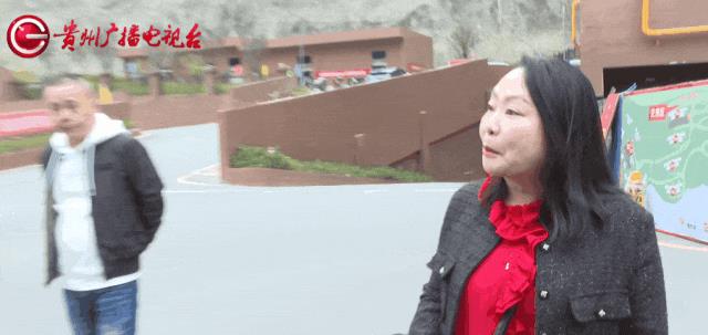 DƬ